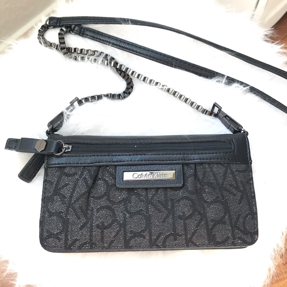 Calvin Klein Crossbody clutch/purse